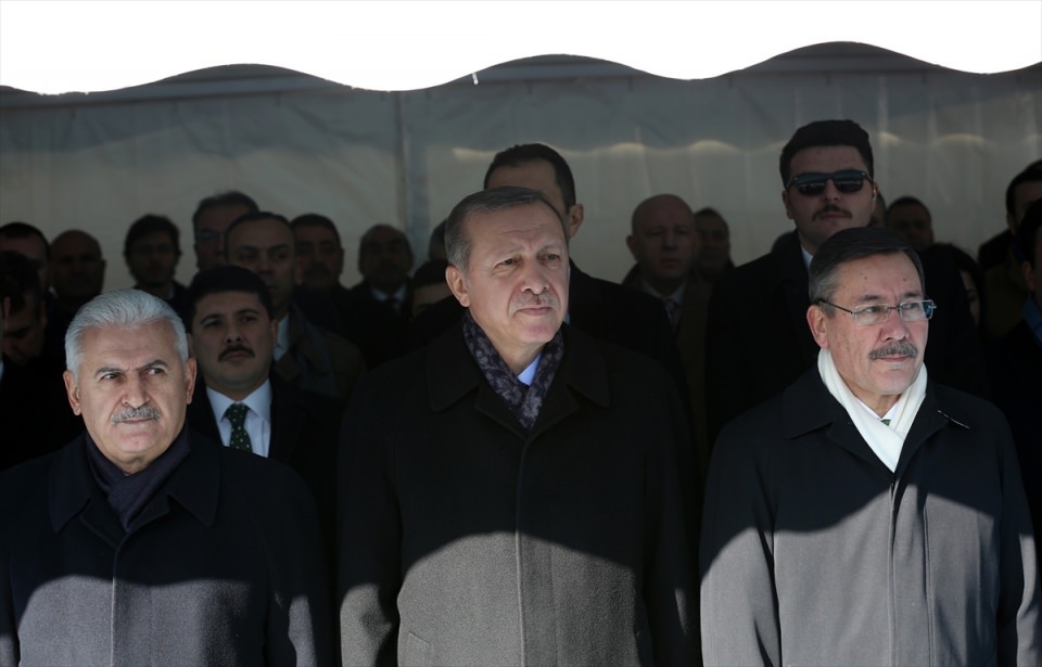 Cumhurbaşkanı Erdoğan direksiyona geçti 23