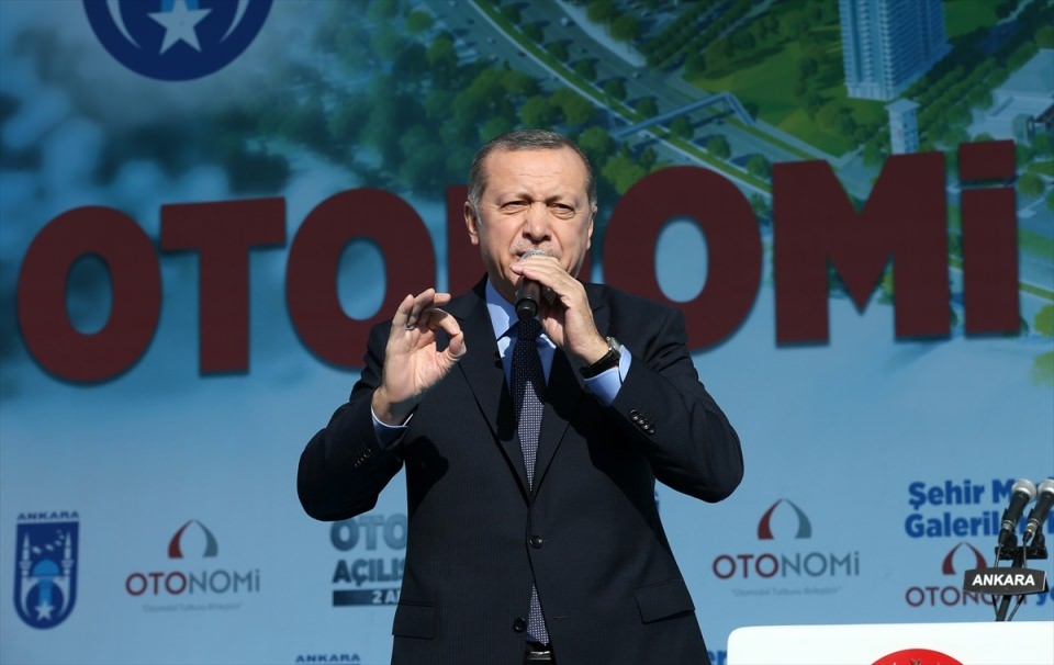 Cumhurbaşkanı Erdoğan direksiyona geçti 40