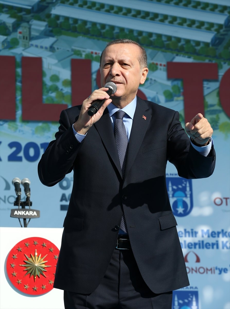 Cumhurbaşkanı Erdoğan direksiyona geçti 43