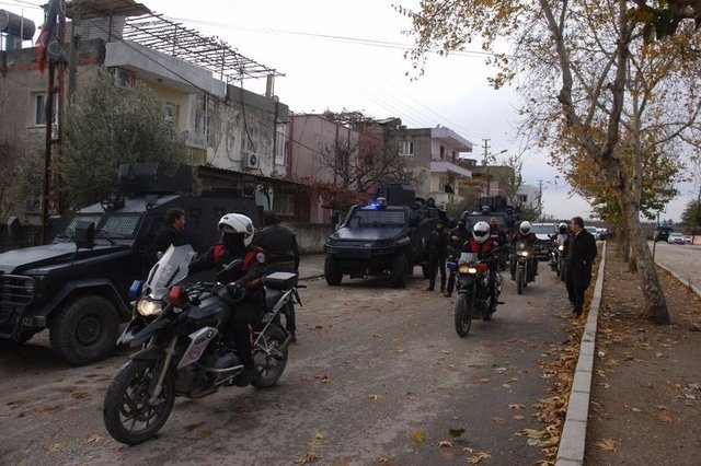 Adana'da bin polisle 'Huzur' uygulaması 11