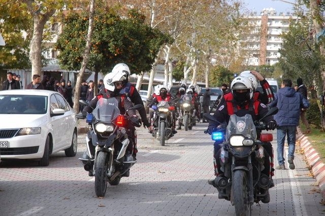Adana'da bin polisle 'Huzur' uygulaması 3