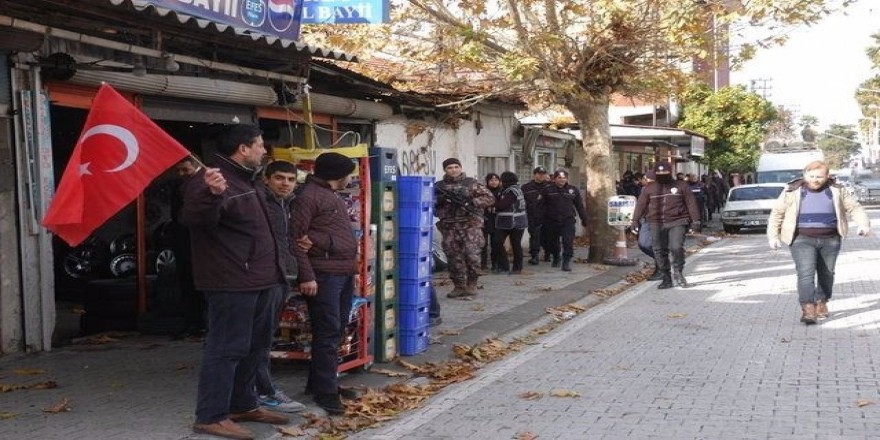 Adana'da bin polisle 'Huzur' uygulaması