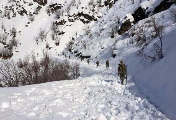 Asker PKK'ya göz açtırmıyor 32
