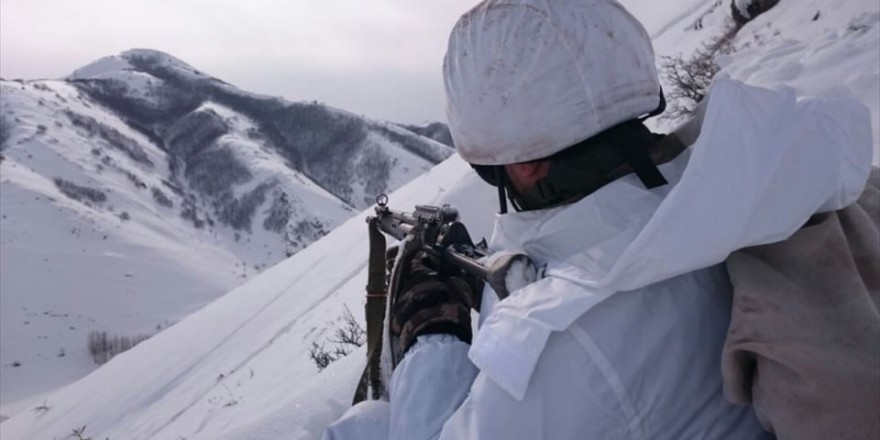 Asker PKK'ya göz açtırmıyor
