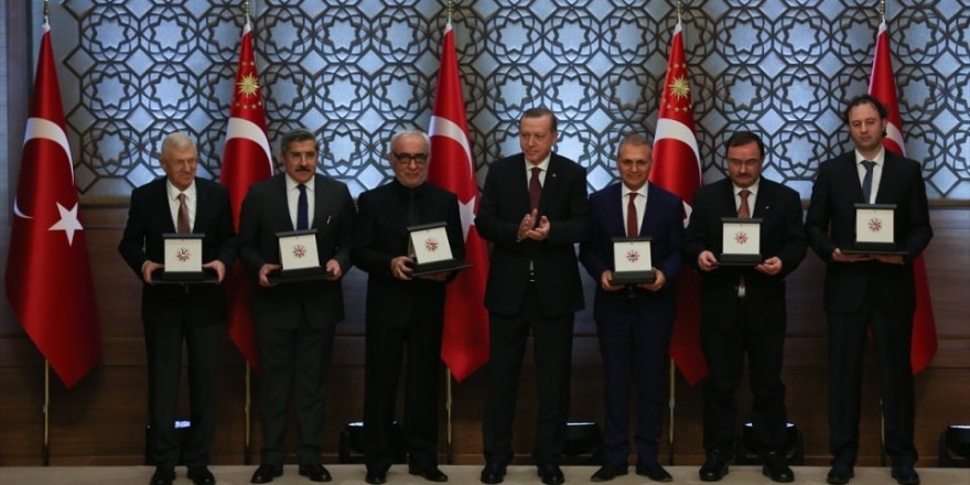 Cumhurbaşkanlığı büyük ödülleri sahiplerini buldu