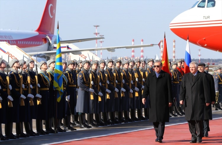 Cumhurbaşkanı Erdoğan'ı Moskova'da böyle karşıladılar 2