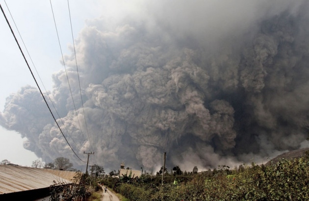 Endonezya'da yanardağ dehşeti! 18