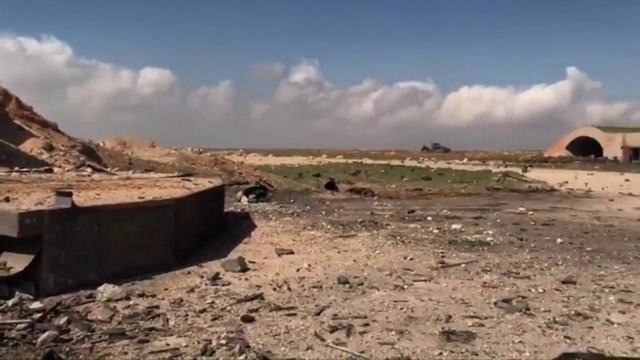 Vurulan Şayrat Hava Üssü'nden görüntüler 2