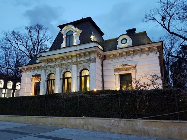 Bu da cep telefonu müzesi 24