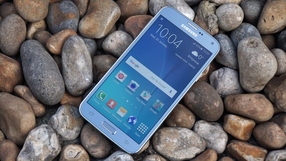 Bu da cep telefonu müzesi 87