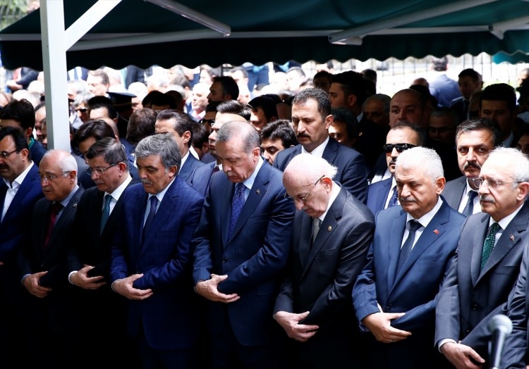 Abdullah Gül'ün acı günü 48