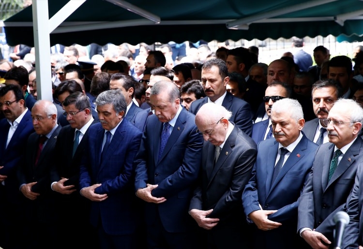 Abdullah Gül'ün acı günü 66