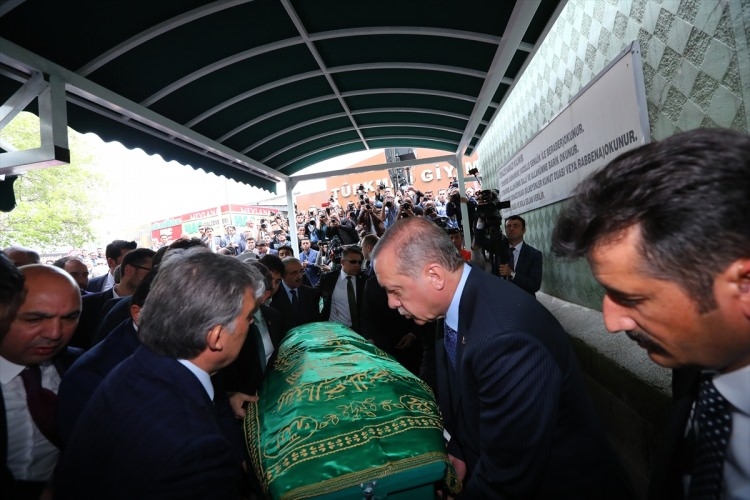 Abdullah Gül'ün acı günü 72