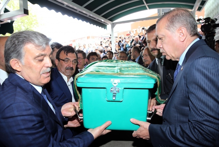 Abdullah Gül'ün acı günü 73