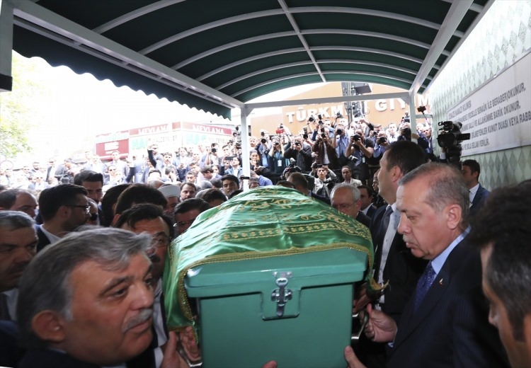 Abdullah Gül'ün acı günü 74