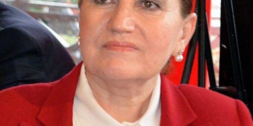 Hangi siyasetçi kaç yaşında?