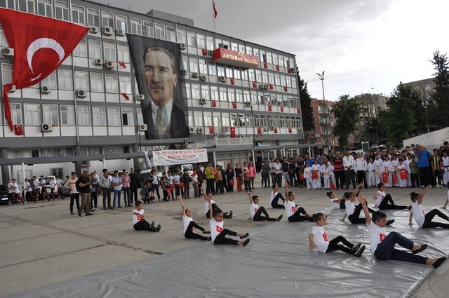 Yurttan 19 Mayıs kutlamaları 115