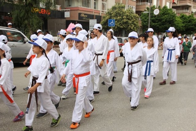 Yurttan 19 Mayıs kutlamaları 73