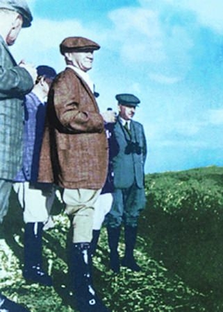 Arşiv görüntüleriyle 'Atatürk' 149