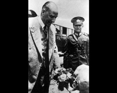 Arşiv görüntüleriyle 'Atatürk' 45