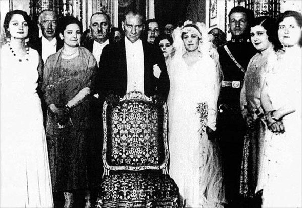 Arşiv görüntüleriyle 'Atatürk' 51