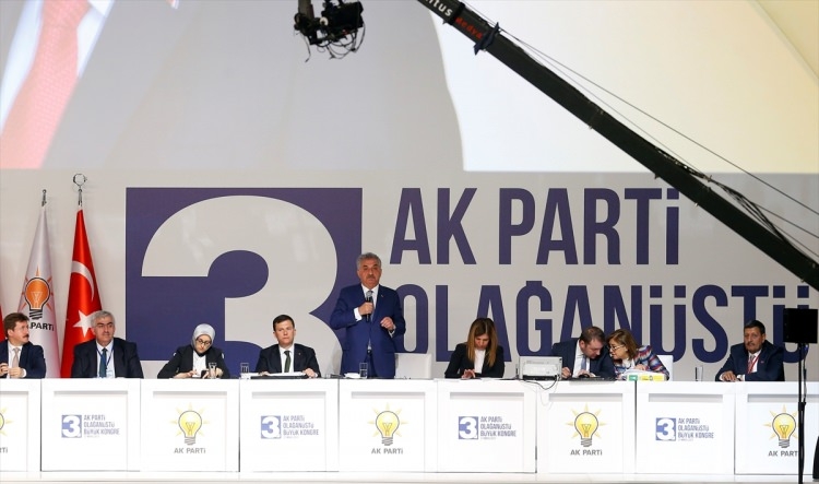 Dünden bugüne AK Parti kongreleri 199