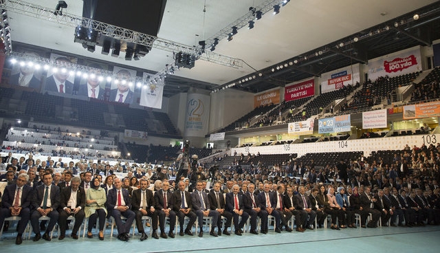Dünden bugüne AK Parti kongreleri 36