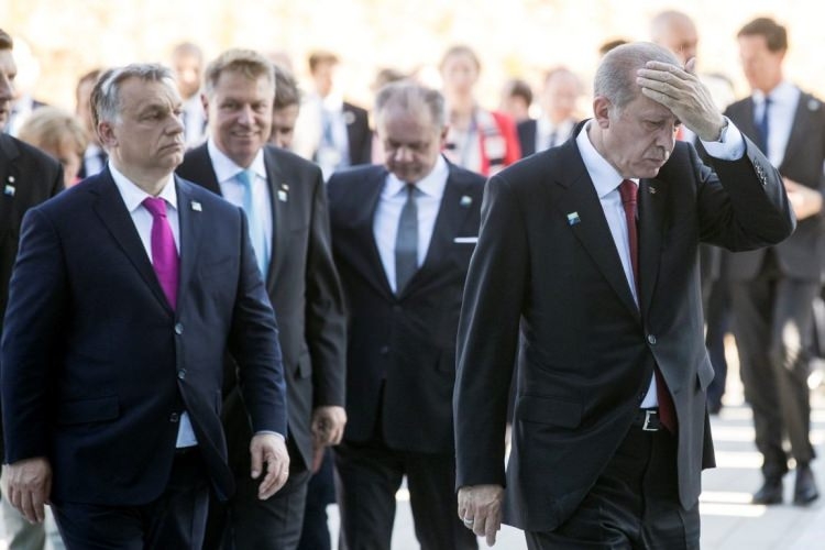 NATO karargahının açılışından çok özel kareler 17