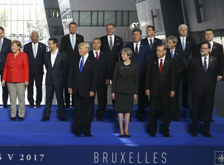 NATO karargahının açılışından çok özel kareler 30