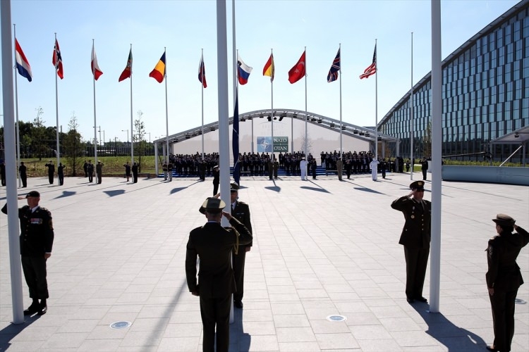 NATO karargahının açılışından çok özel kareler 36