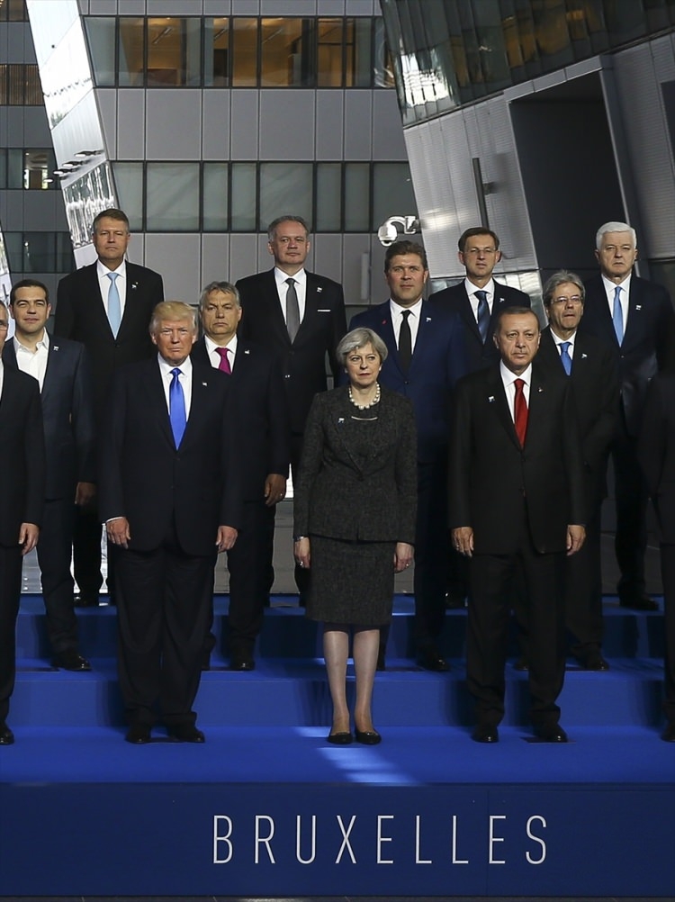 NATO karargahının açılışından çok özel kareler 45