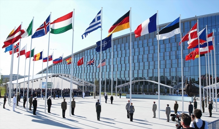 NATO karargahının açılışından çok özel kareler 60