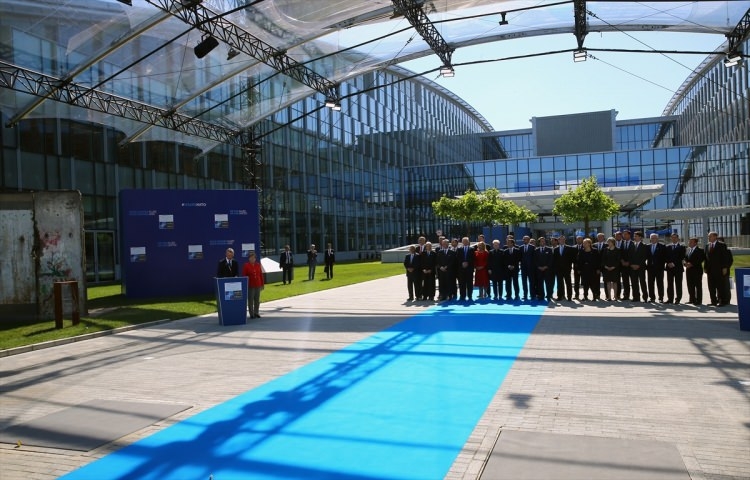 NATO karargahının açılışından çok özel kareler 76