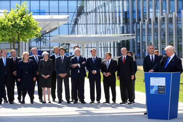 NATO karargahının açılışından çok özel kareler 83