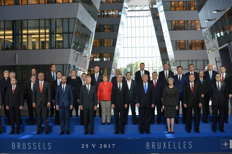 NATO karargahının açılışından çok özel kareler 90