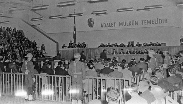 Demokrasiye ilk darbenin 57. yılı 19