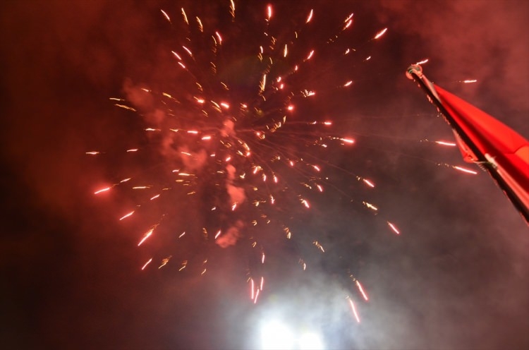 Beşiktaş'ta 3. yıldız çılgınlığı 13