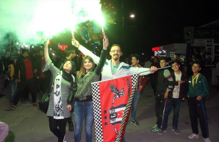 Beşiktaş'ta 3. yıldız çılgınlığı 18