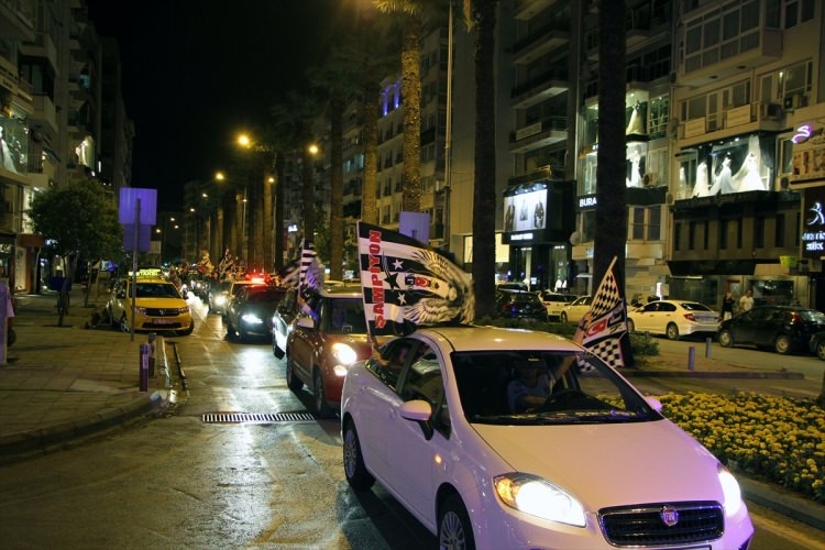 Beşiktaş'ta 3. yıldız çılgınlığı 19