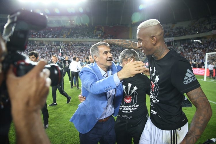 Beşiktaş'ta 3. yıldız çılgınlığı 25