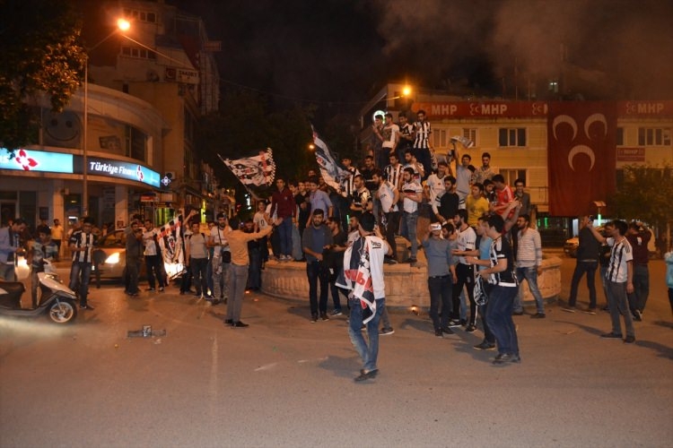Beşiktaş'ta 3. yıldız çılgınlığı 35