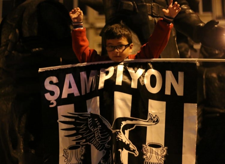 Beşiktaş'ta 3. yıldız çılgınlığı 45