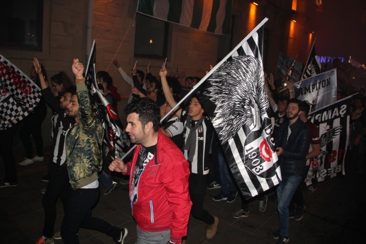 Beşiktaş'ta 3. yıldız çılgınlığı 46