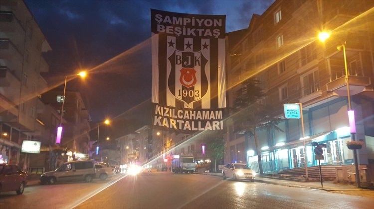 Beşiktaş'ta 3. yıldız çılgınlığı 68