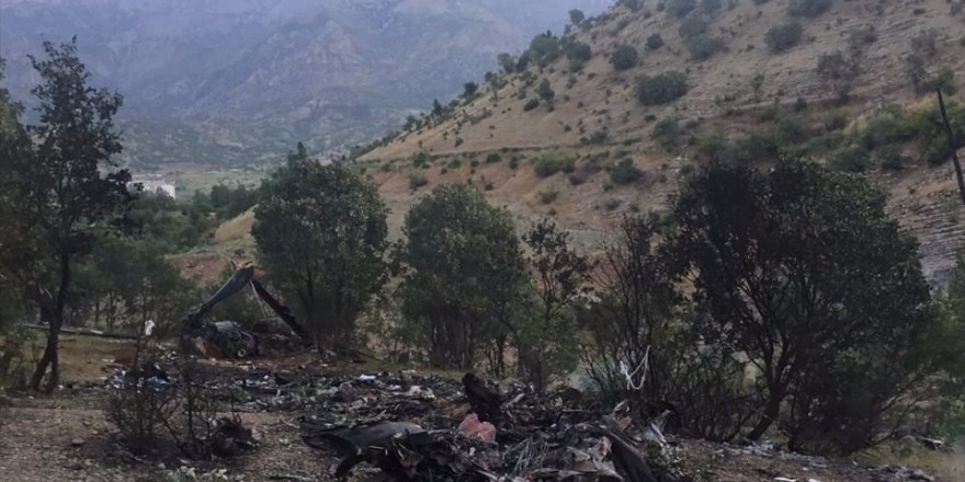 Şırnak'ta düşen askeri helikopterin enkazı