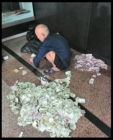 Sahtekar dilencilerin yaptığı numaraları gösteren 19 kare 44