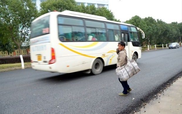 Sahtekar dilencilerin yaptığı numaraları gösteren 19 kare 57
