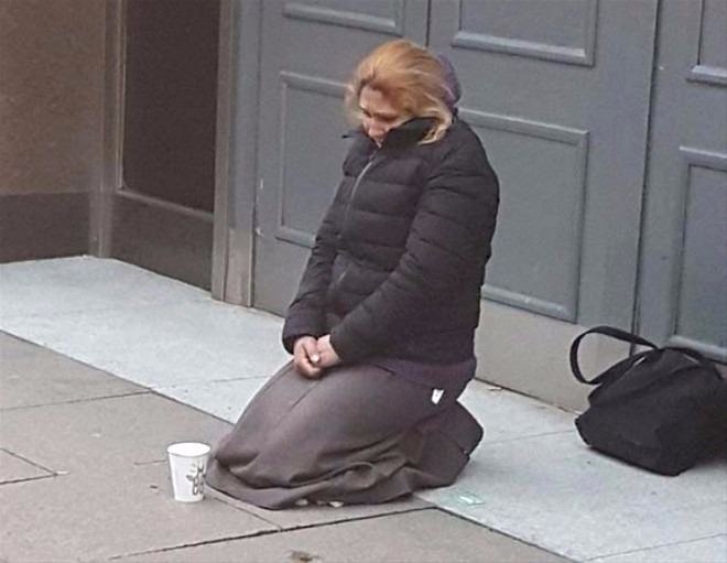 Sahtekar dilencilerin yaptığı numaraları gösteren 19 kare 7