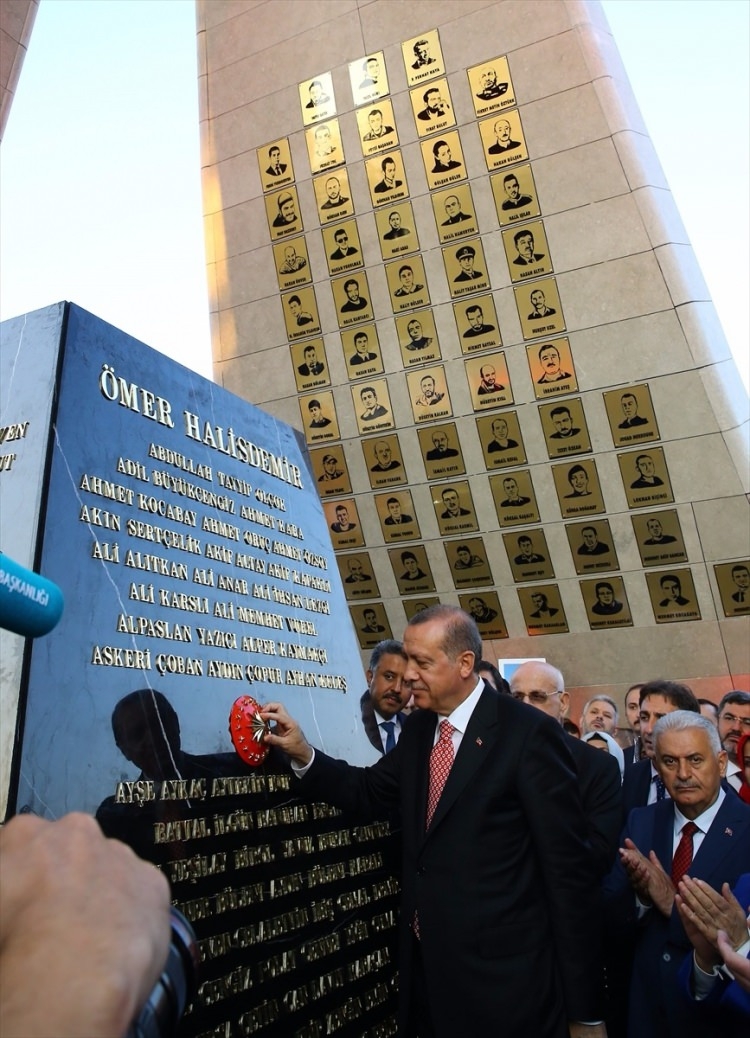 Cumhurbaşkanı Erdoğan Beştepe’deki Şehitler Abidesi’ni açtı 26