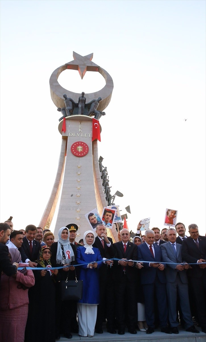 Cumhurbaşkanı Erdoğan Beştepe’deki Şehitler Abidesi’ni açtı 29
